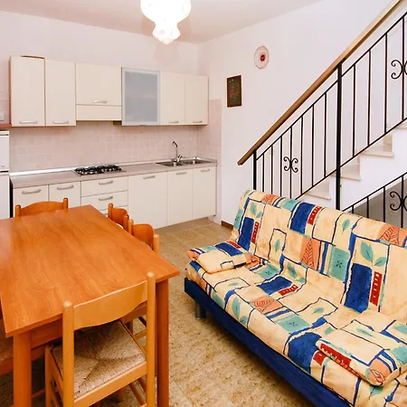 Cozy Duplex In Rosolina Apartment